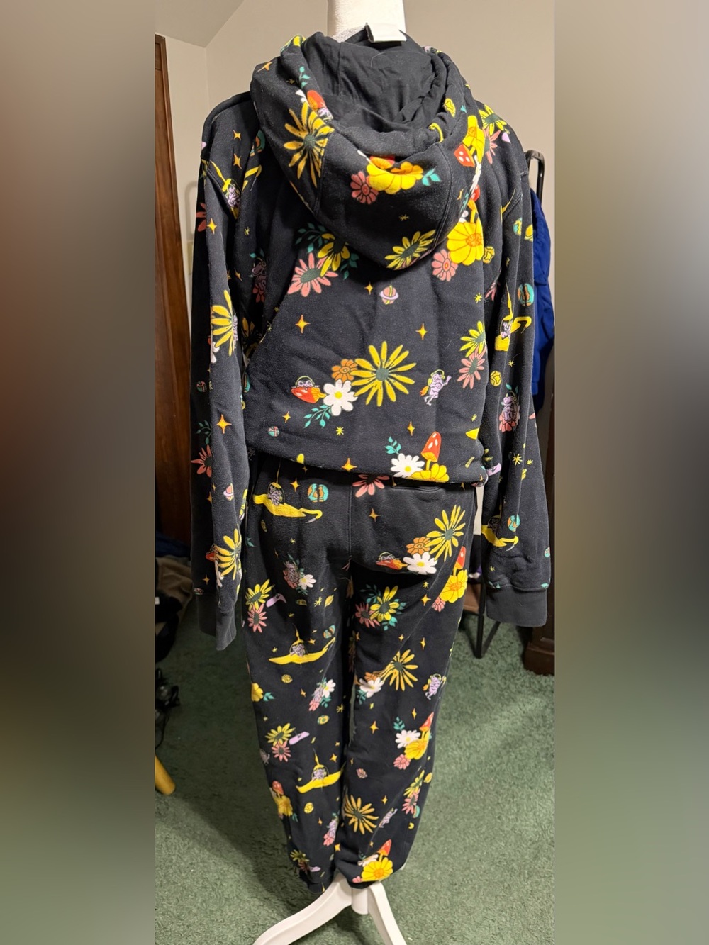 Nike Black Hoodie & Joggers Set with Yellow and Pink Floral Space Print - Picture 3 of 5